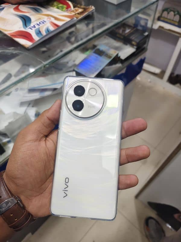 Vivo v30e 0