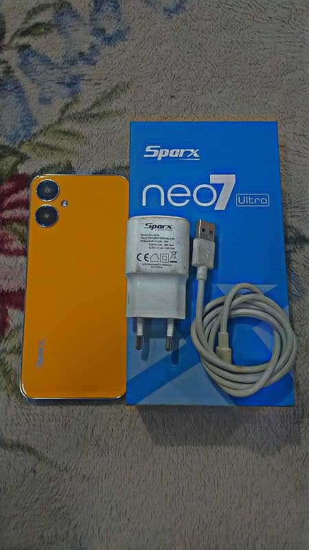 Tecno neo spark 7 ultra 3(6/128) 4