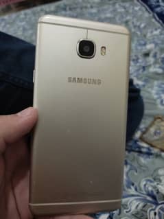 Samsung Galaxy C7