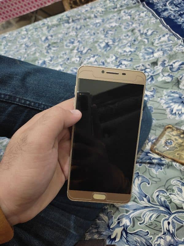 Samsung Galaxy C7 3