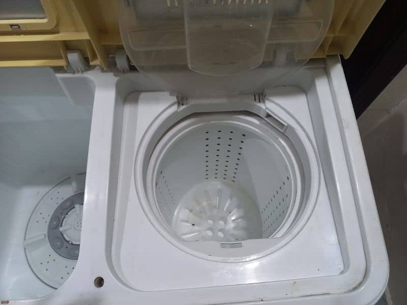 Kenwood Cyclone Washing Machine Read Ad 3