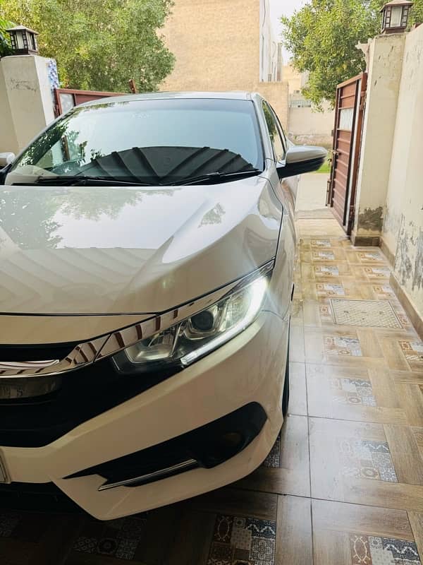 Honda Civic Oriel 2017 4