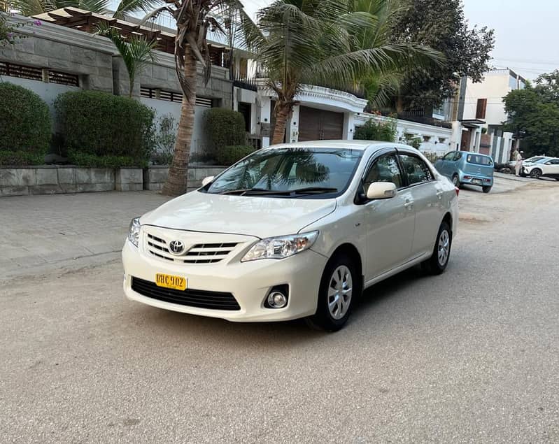 TOYOTA COROLLA GLI 1.3 MODEL 2014 (LIMITED EDITION) 1