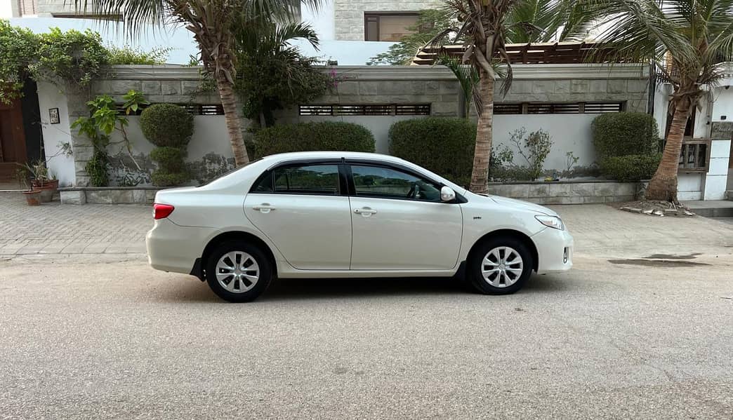 TOYOTA COROLLA GLI 1.3 MODEL 2014 (LIMITED EDITION) 6