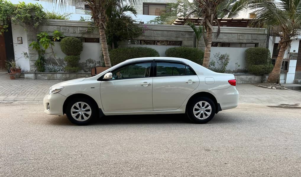 TOYOTA COROLLA GLI 1.3 MODEL 2014 (LIMITED EDITION) 7