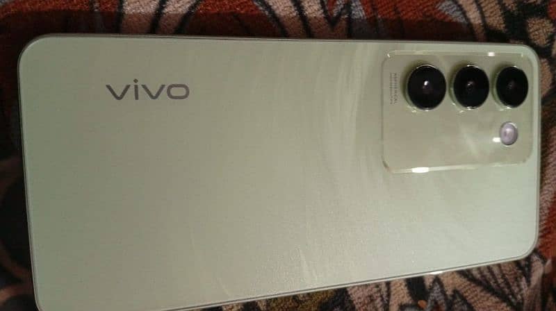 vivo y100 8+8 256 2