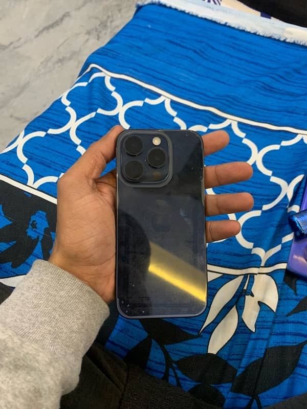 I Phone 15 Pro blue Titanium non pta jv 4