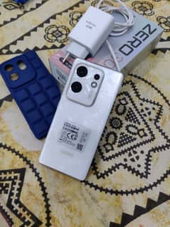 Infinix Zero30 16/256 White Colour