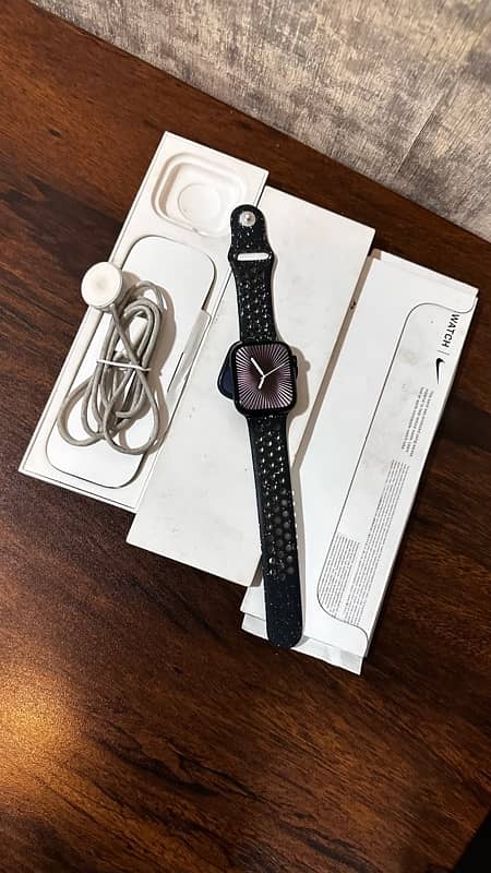 Series 9 45mm Nike Edition With Complete Accessories Midnight 1