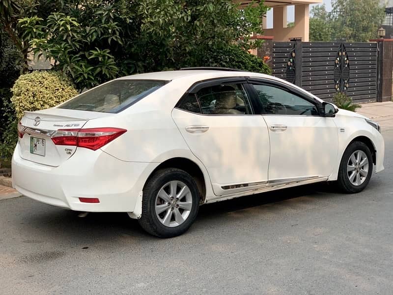 Toyota Altis Grande 2015 5