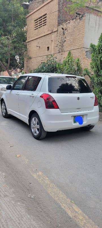 Suzuki Swift 2015 5