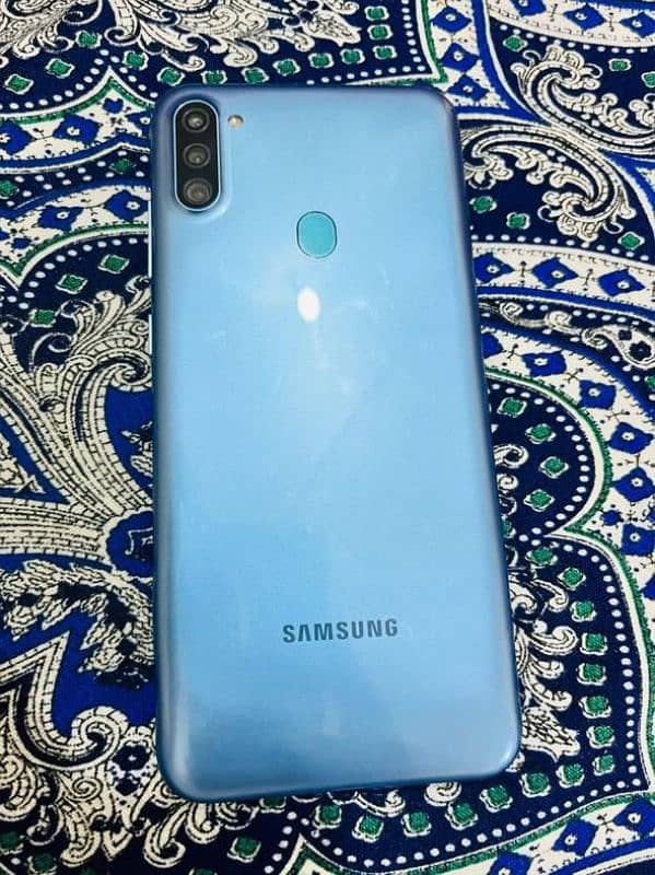 Samsung M11 3/32Gb 0