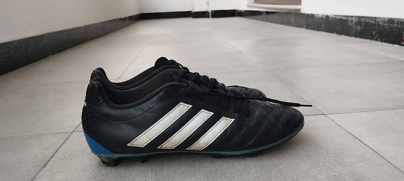 Adidas Goletto football boots 3