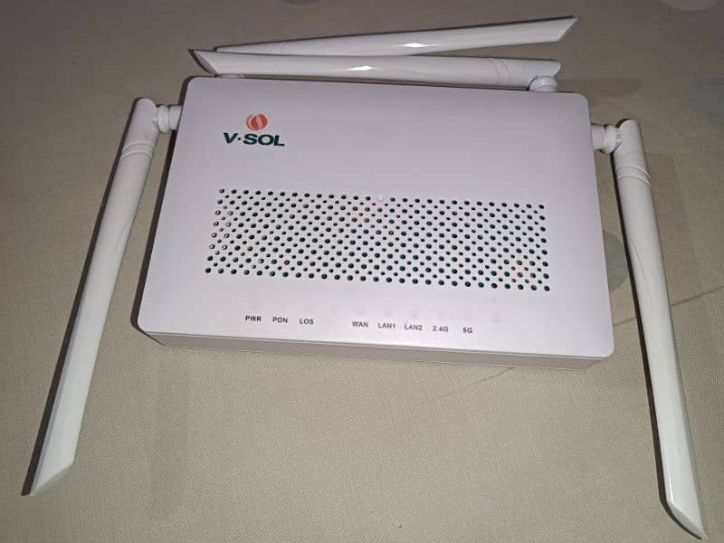 V SOL WiFi router  2.4 GHz  5 . GHz  Dual band 5