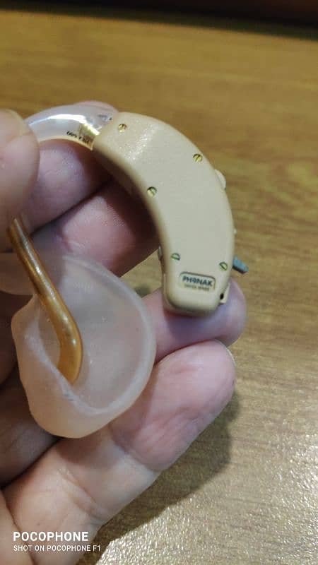 PHONAK Hearing Aid 7