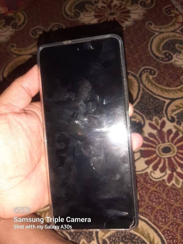 Infinix hot 40i 8+256 1