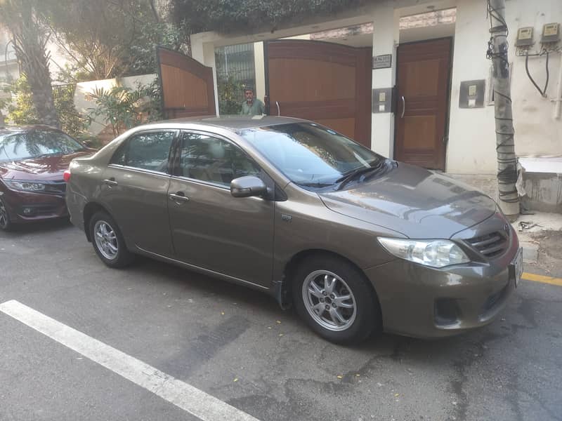 Toyota Corolla 1.6 GLI 2013 8