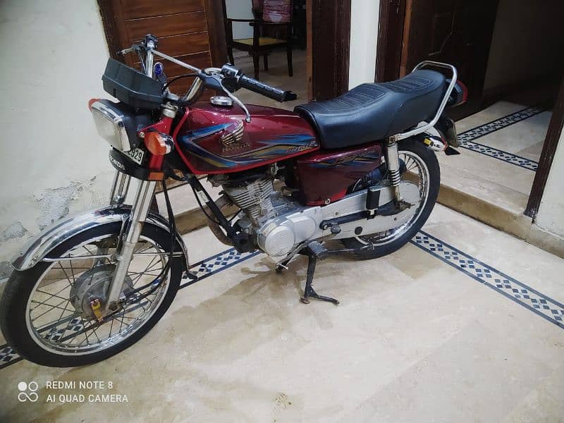 Honda 125(2018B Red color golden numb neat and clean bike) O3166421237 6