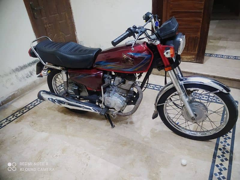 Honda 125(2018B Red color golden numb neat and clean bike) O3166421237 7