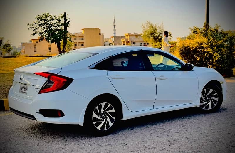 Honda Civic Oriel UG 2017 8