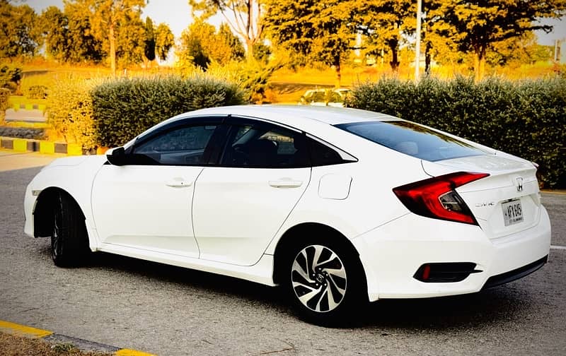 Honda Civic Oriel UG 2017 9