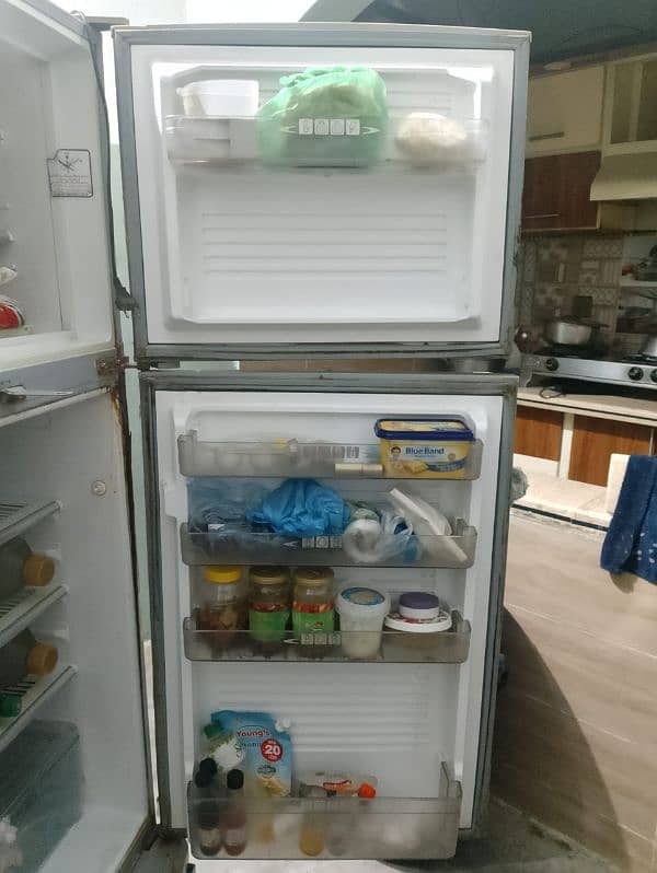 Dowlance fridge urgent sell 6