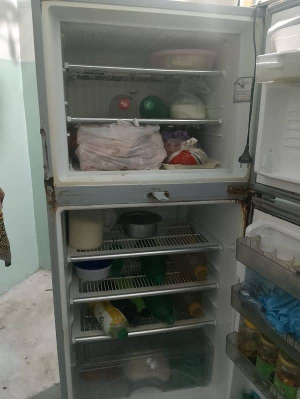 Dowlance fridge urgent sell 7