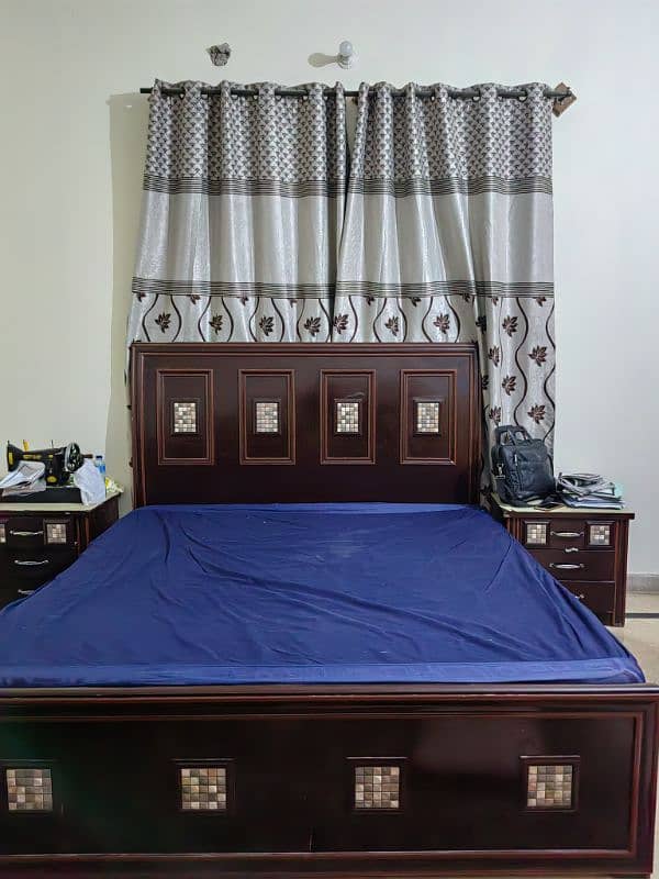 wooden king side bed set 1