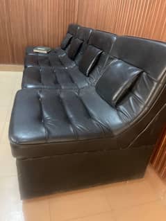 new condition 6 sofas , lush condition , black color , few days use