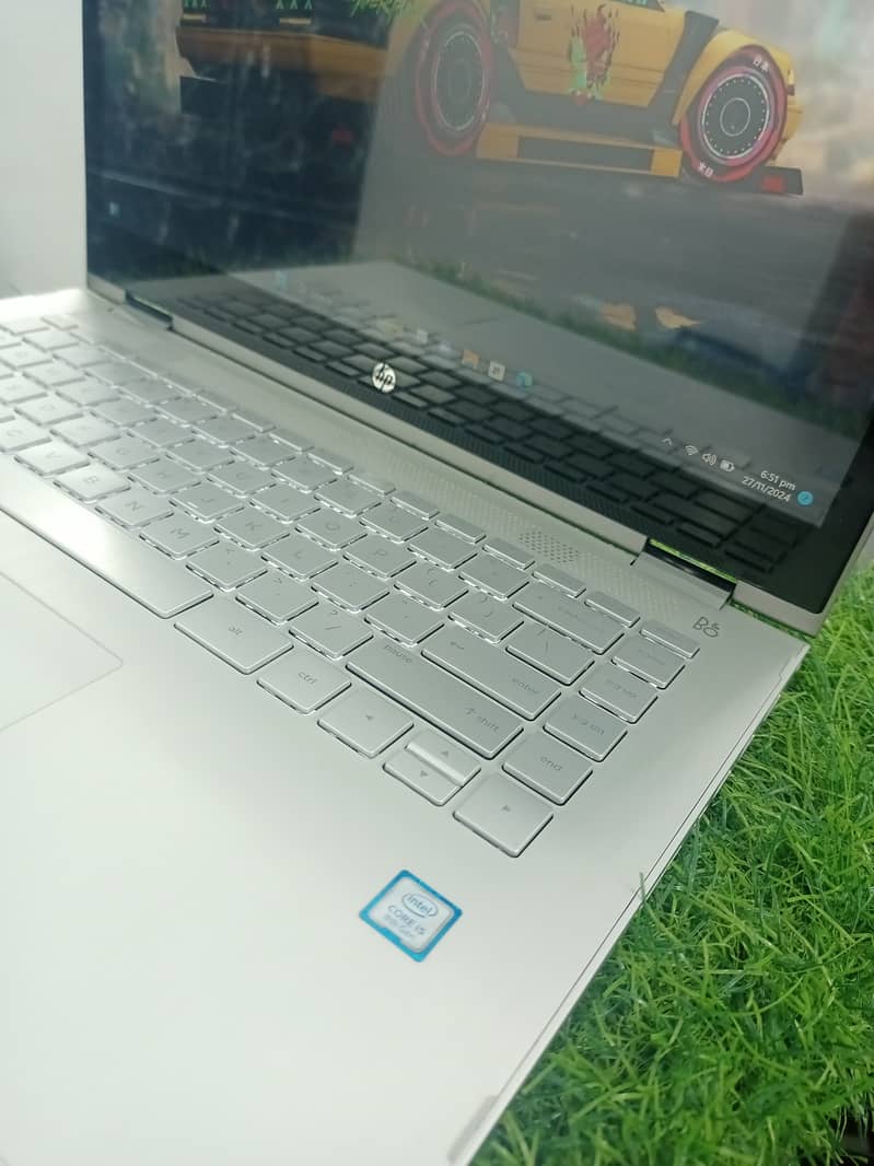 Hp Pavilion x360 Touch 8gb ram 256gb nvme 3