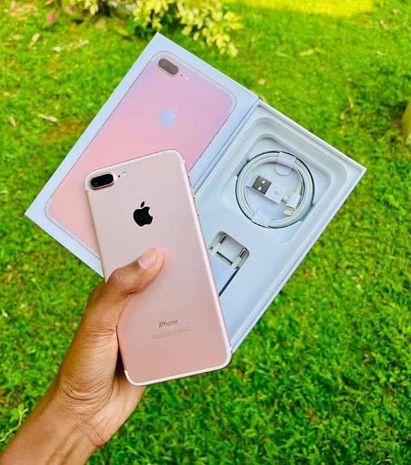 iPhone 7 plus Stroge/128 GB PTA approved for sale 03252452771 my What 0