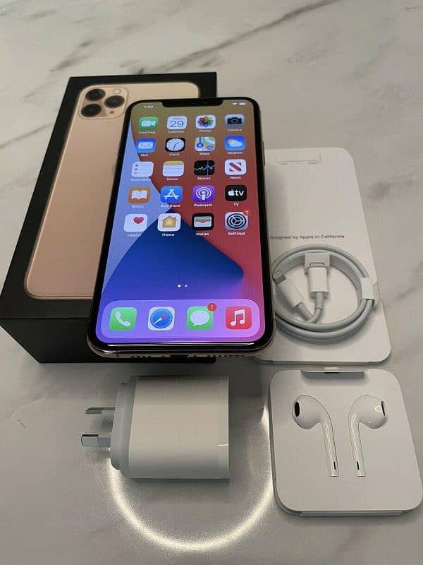 iphone 11 pro max 256 GB PTA approved My WhatsApp number 03414863497 0