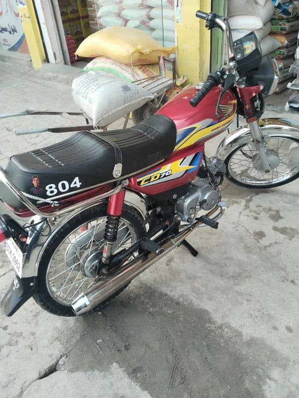 honda 2010 model ha condition ap k samny ha 7