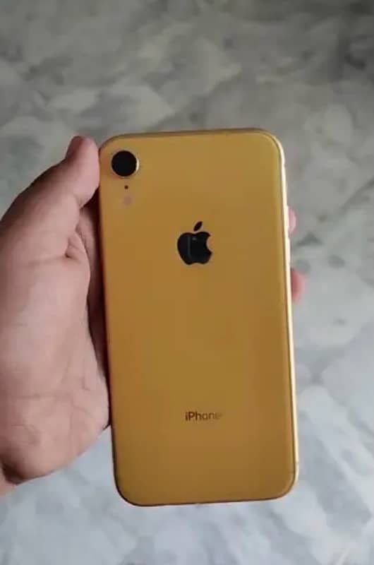 iPhone xr factory unlocked non pta 2