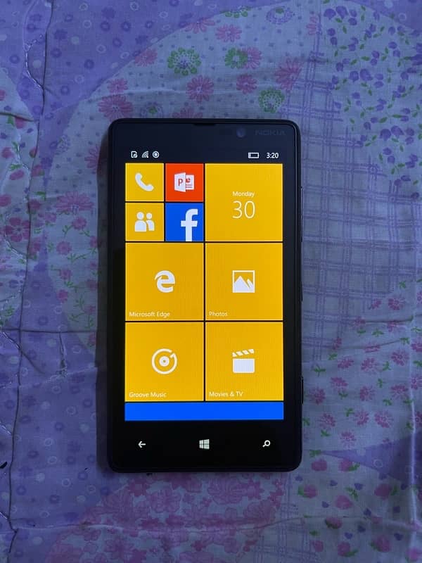 Nokia Lumia 820 16gb PTA Approved 2