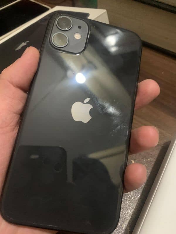 iPhone 11 7