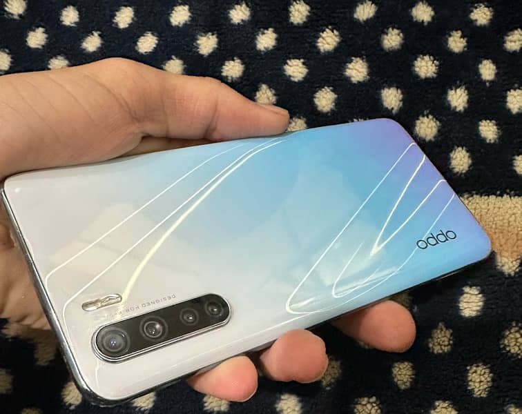 Oppo F15 8/128 2