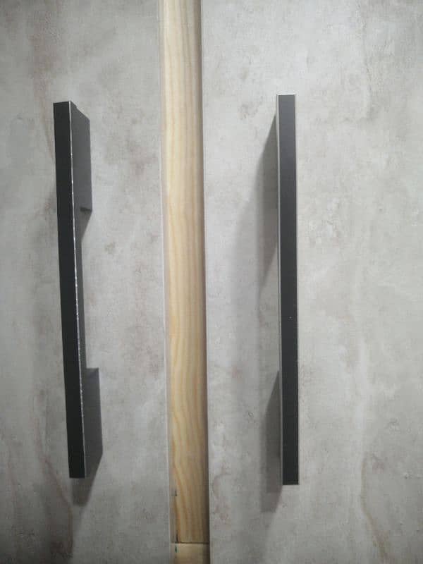 KITCHEN CABINETS HANDLES BLACK 6IN 2