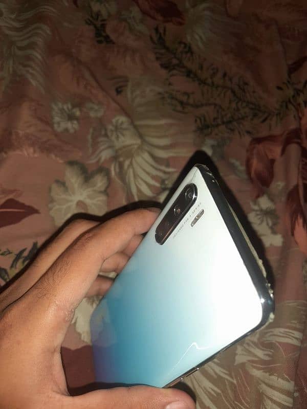 oppo f 15 0