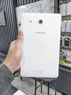 SAMSUNG GALAXY TAB E WHITE COLOUR