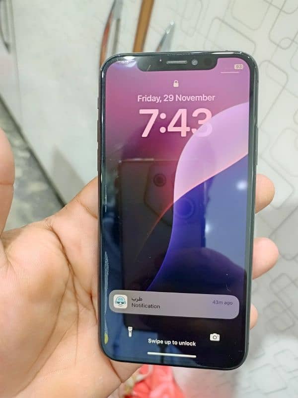 i phone XS 64GB NoN PTA 03077233733 call or whatsapp anytime 7