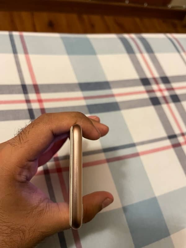 IPhone 8 64 GB PTA Approved 6