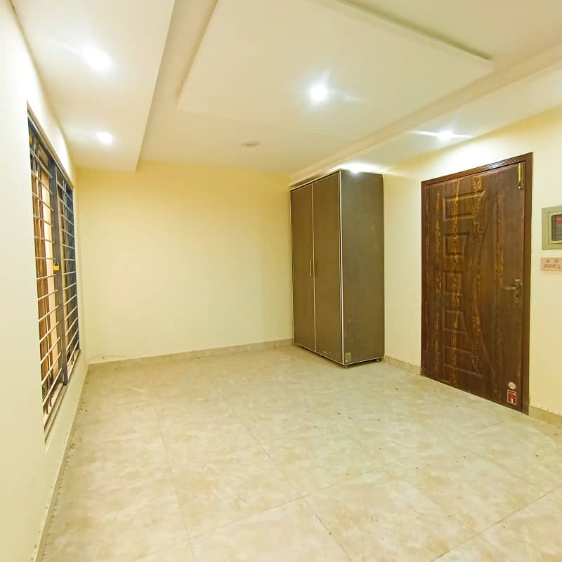 Studio Apartment for sale in Bahria Town Lahore 0