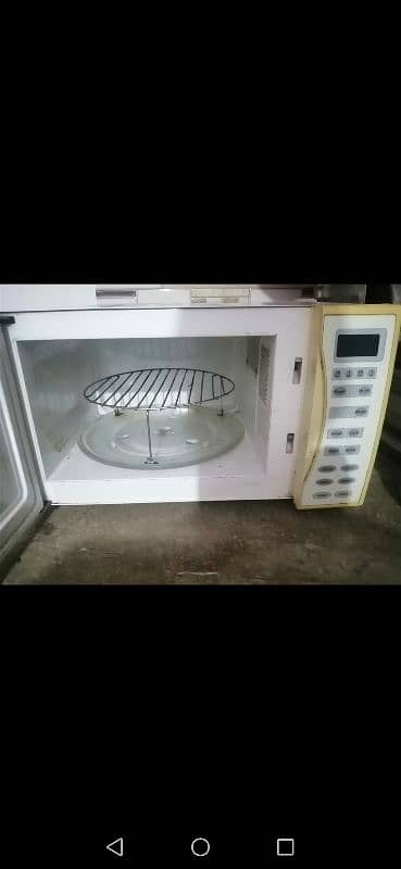 Microwave oven 0