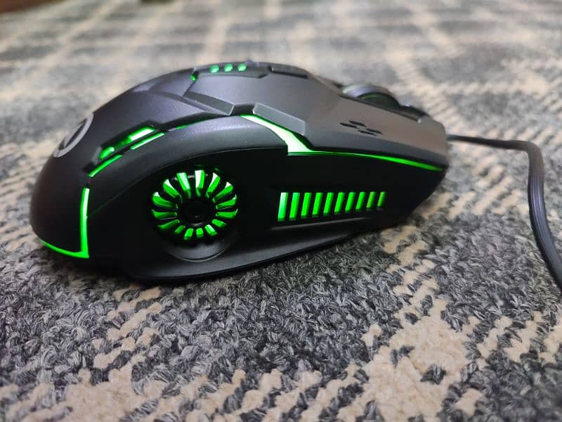 G5 ( gaming mouse ) 4