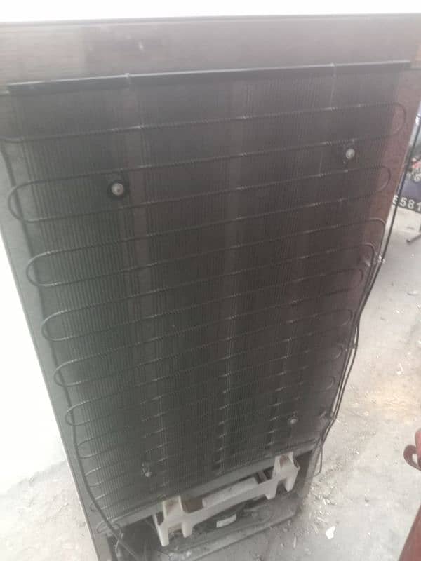 Haier fridge medium size 6