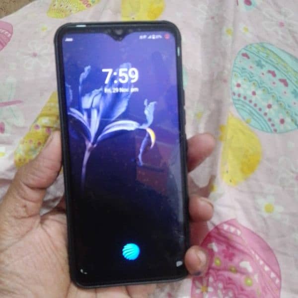 vivo v21 12gb 128 gb . . . officially PTA approved. . . 9/10 back break 0