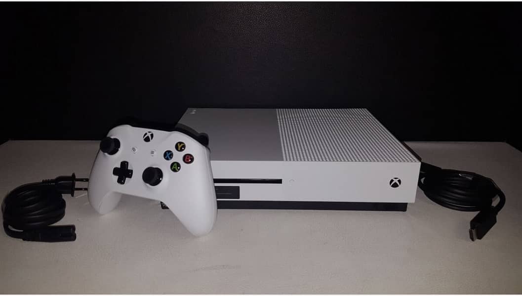 XBOX ONE S - 1TB Premium Console 1