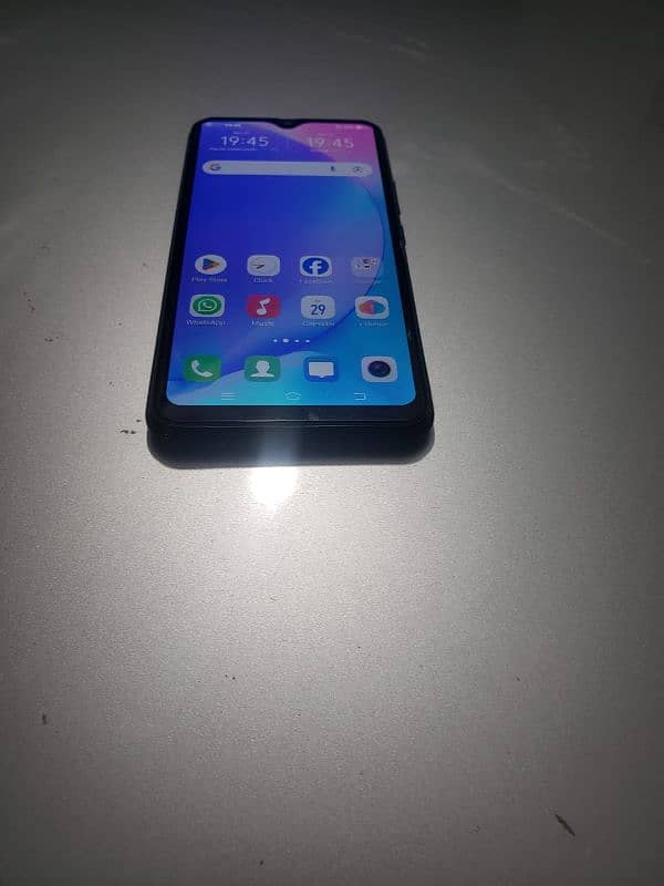 vivi y17 official PTA Approved 8gb 256gb 0