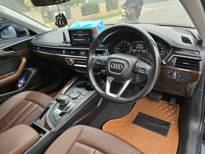 Audi A4 2018 12